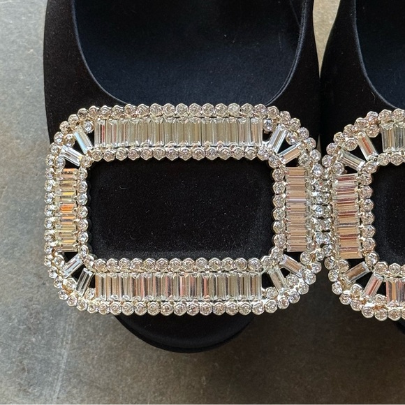Roger Vivier Black Heels with Crystal Buckle - Picture 12 of 16